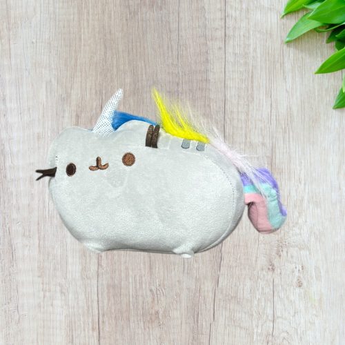 Pusheen unikornis cica